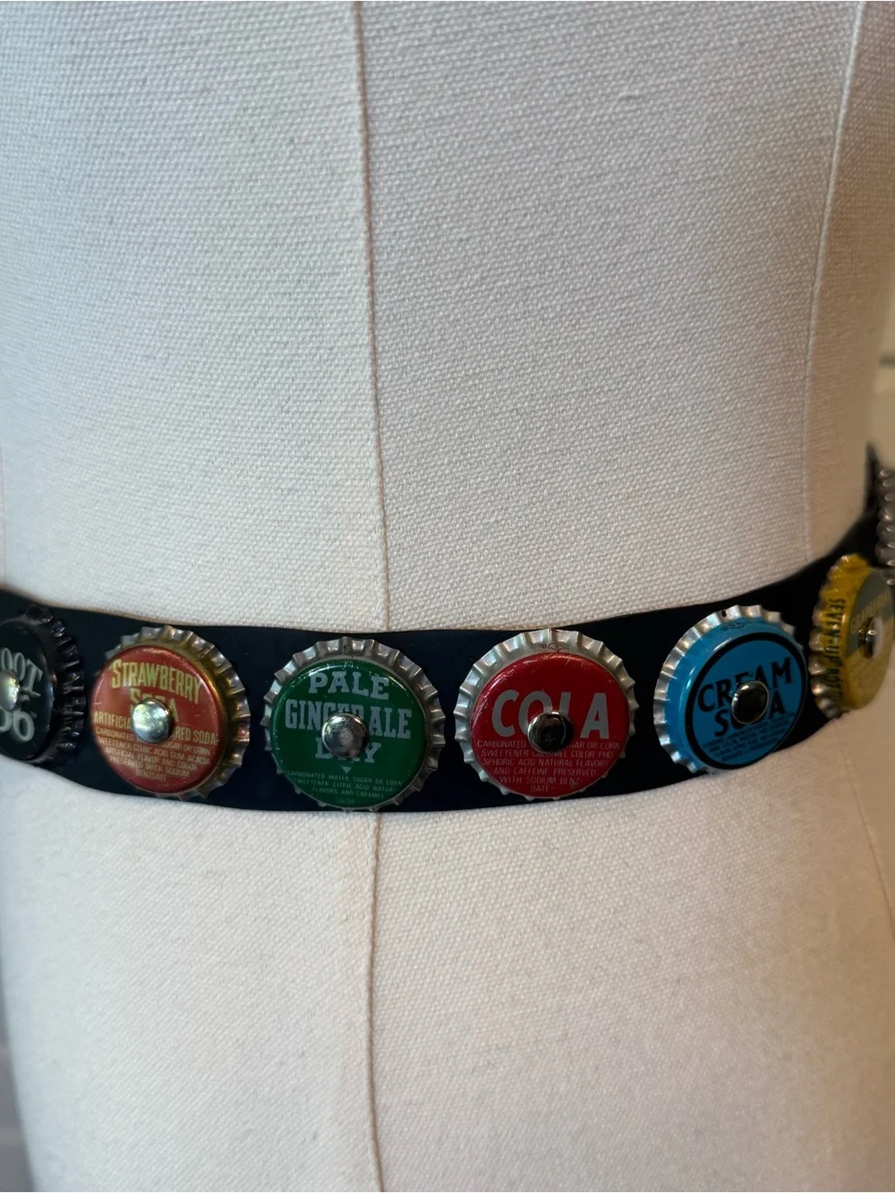 Vintage Y2K LittlEarth Black Seatbelt Belt with Soda Pop Caps Womens 28” S